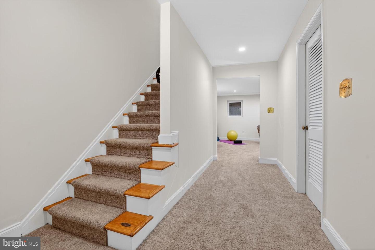 5931 QUEENSTON ST, SPRINGFIELD, Virginia 22152, 3 Bedrooms Bedrooms, ,2 BathroomsBathrooms,Residential,For sale,5931 QUEENSTON ST,VAFX2288244 MLS # VAFX2288244