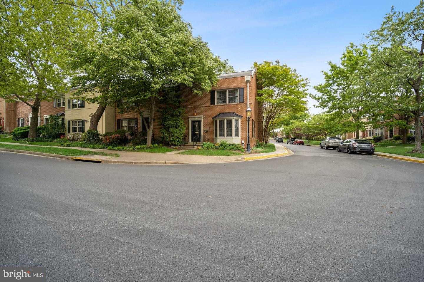 5931 QUEENSTON ST, SPRINGFIELD, Virginia 22152, 3 Bedrooms Bedrooms, ,2 BathroomsBathrooms,Residential,For sale,5931 QUEENSTON ST,VAFX2288244 MLS # VAFX2288244