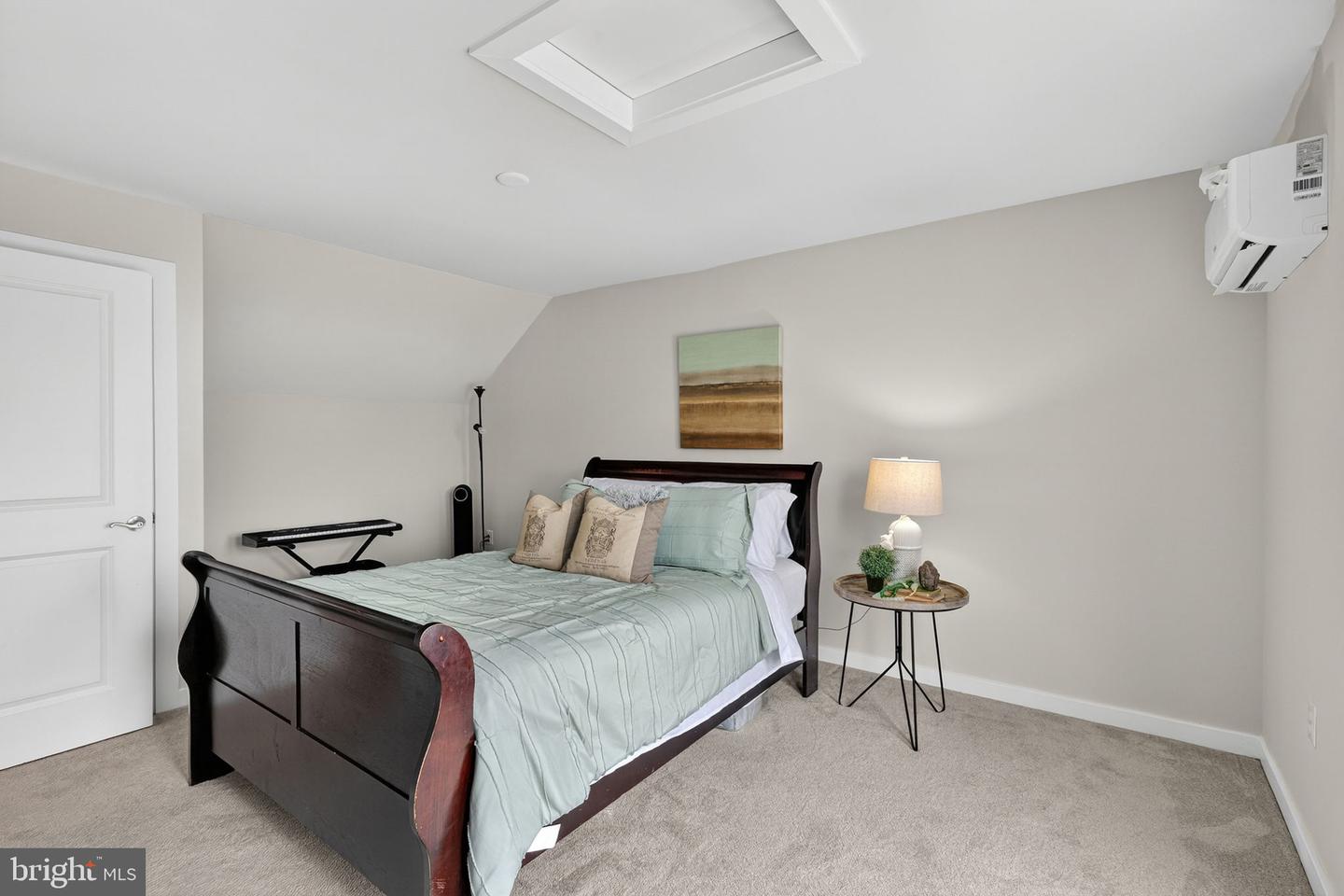 18245 MOSS GARDEN RD, DUMFRIES, Virginia 22026, 4 Bedrooms Bedrooms, ,4 BathroomsBathrooms,Residential,For sale,18245 MOSS GARDEN RD,VAPW2111574 MLS # VAPW2111574