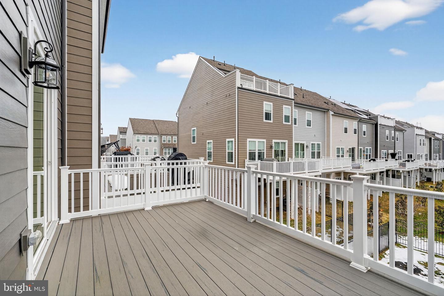 18245 MOSS GARDEN RD, DUMFRIES, Virginia 22026, 4 Bedrooms Bedrooms, ,4 BathroomsBathrooms,Residential,For sale,18245 MOSS GARDEN RD,VAPW2111574 MLS # VAPW2111574