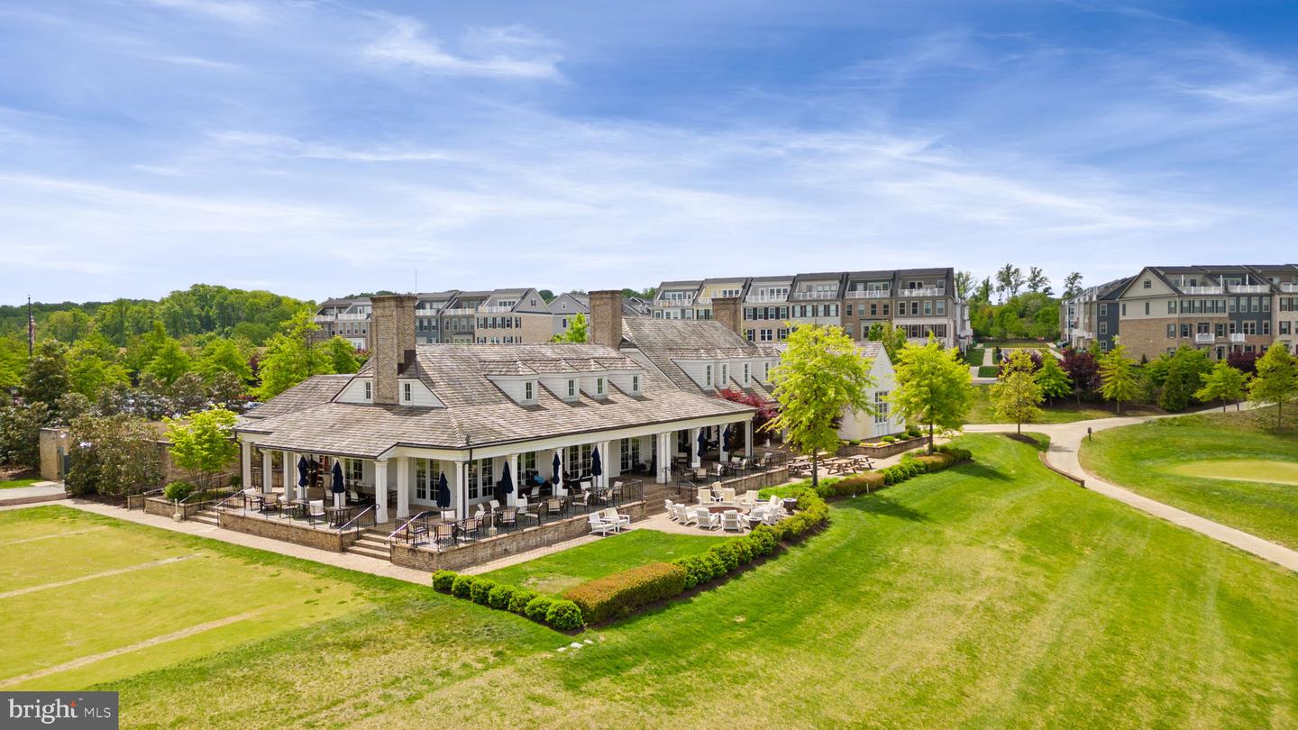 18245 MOSS GARDEN RD, DUMFRIES, Virginia 22026, 4 Bedrooms Bedrooms, ,4 BathroomsBathrooms,Residential,For sale,18245 MOSS GARDEN RD,VAPW2111574 MLS # VAPW2111574