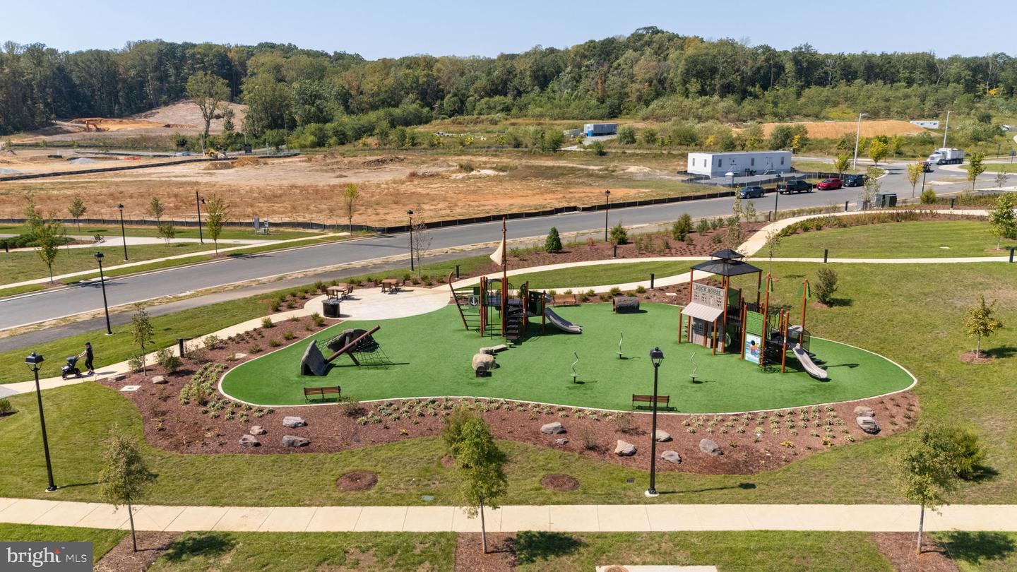 18245 MOSS GARDEN RD, DUMFRIES, Virginia 22026, 4 Bedrooms Bedrooms, ,4 BathroomsBathrooms,Residential,For sale,18245 MOSS GARDEN RD,VAPW2111574 MLS # VAPW2111574