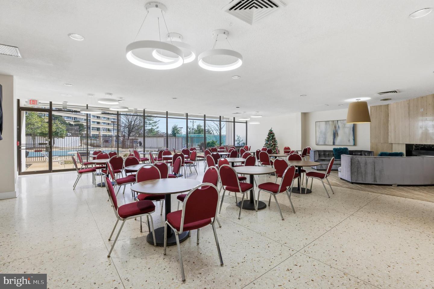 6101 EDSALL RD #205, ALEXANDRIA, Virginia 22304, 2 Bedrooms Bedrooms, ,2 BathroomsBathrooms,Residential,For sale,6101 EDSALL RD #205,VAAX2053656 MLS # VAAX2053656 6101 EDSALL RD #205, ALEXANDRIA, Virginia 22304, 2 Bedrooms Bedrooms, ,2 BathroomsBathrooms,Residential,For sale,6101 EDSALL RD #205,VAAX2053656 MLS # VAAX2053656