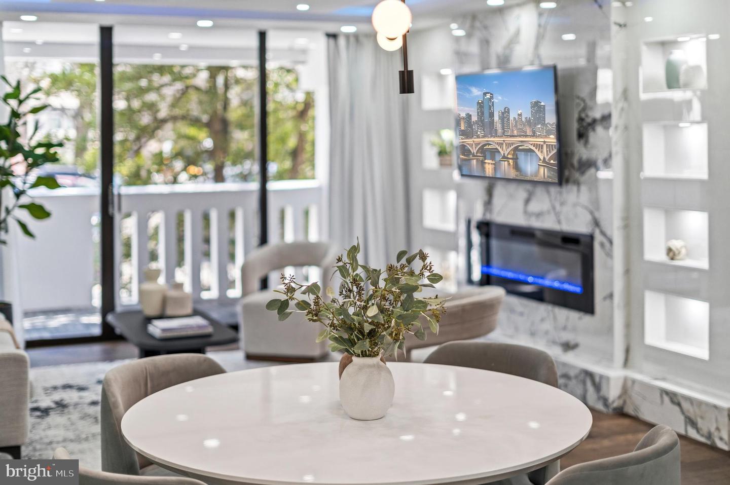 6101 EDSALL RD #205, ALEXANDRIA, Virginia 22304, 2 Bedrooms Bedrooms, ,2 BathroomsBathrooms,Residential,For sale,6101 EDSALL RD #205,VAAX2053656 MLS # VAAX2053656 6101 EDSALL RD #205, ALEXANDRIA, Virginia 22304, 2 Bedrooms Bedrooms, ,2 BathroomsBathrooms,Residential,For sale,6101 EDSALL RD #205,VAAX2053656 MLS # VAAX2053656