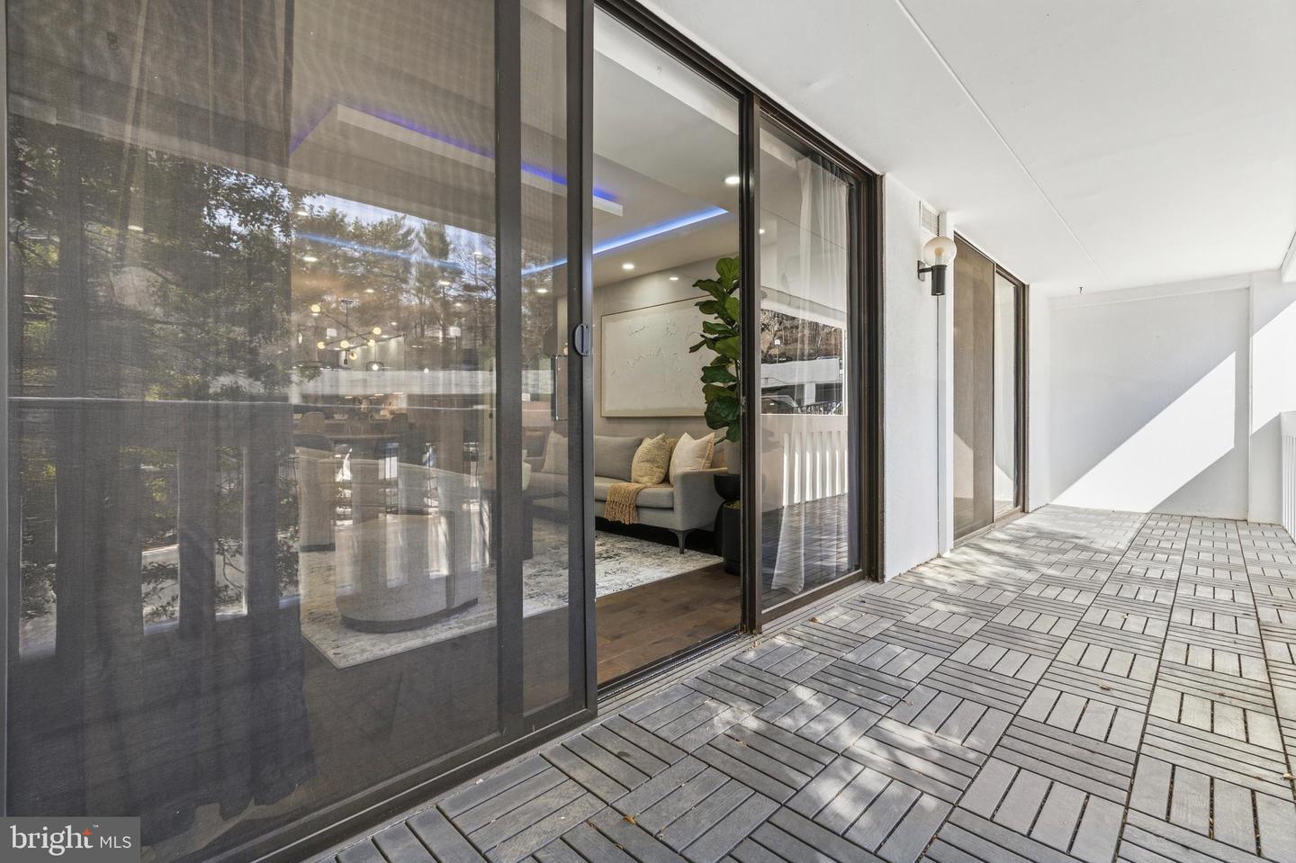 6101 EDSALL RD #205, ALEXANDRIA, Virginia 22304, 2 Bedrooms Bedrooms, ,2 BathroomsBathrooms,Residential,For sale,6101 EDSALL RD #205,VAAX2053656 MLS # VAAX2053656 6101 EDSALL RD #205, ALEXANDRIA, Virginia 22304, 2 Bedrooms Bedrooms, ,2 BathroomsBathrooms,Residential,For sale,6101 EDSALL RD #205,VAAX2053656 MLS # VAAX2053656