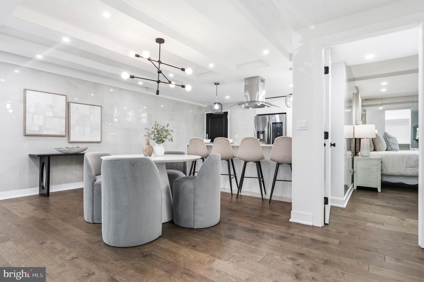 6101 EDSALL RD #205, ALEXANDRIA, Virginia 22304, 2 Bedrooms Bedrooms, ,2 BathroomsBathrooms,Residential,For sale,6101 EDSALL RD #205,VAAX2053656 MLS # VAAX2053656 6101 EDSALL RD #205, ALEXANDRIA, Virginia 22304, 2 Bedrooms Bedrooms, ,2 BathroomsBathrooms,Residential,For sale,6101 EDSALL RD #205,VAAX2053656 MLS # VAAX2053656