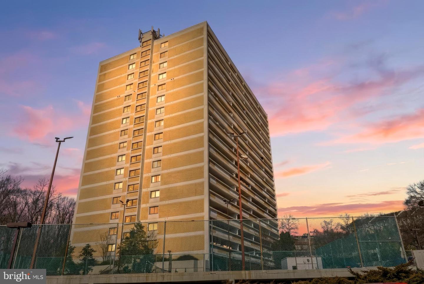 6101 EDSALL RD #205, ALEXANDRIA, Virginia 22304, 2 Bedrooms Bedrooms, ,2 BathroomsBathrooms,Residential,For sale,6101 EDSALL RD #205,VAAX2053656 MLS # VAAX2053656 6101 EDSALL RD #205, ALEXANDRIA, Virginia 22304, 2 Bedrooms Bedrooms, ,2 BathroomsBathrooms,Residential,For sale,6101 EDSALL RD #205,VAAX2053656 MLS # VAAX2053656