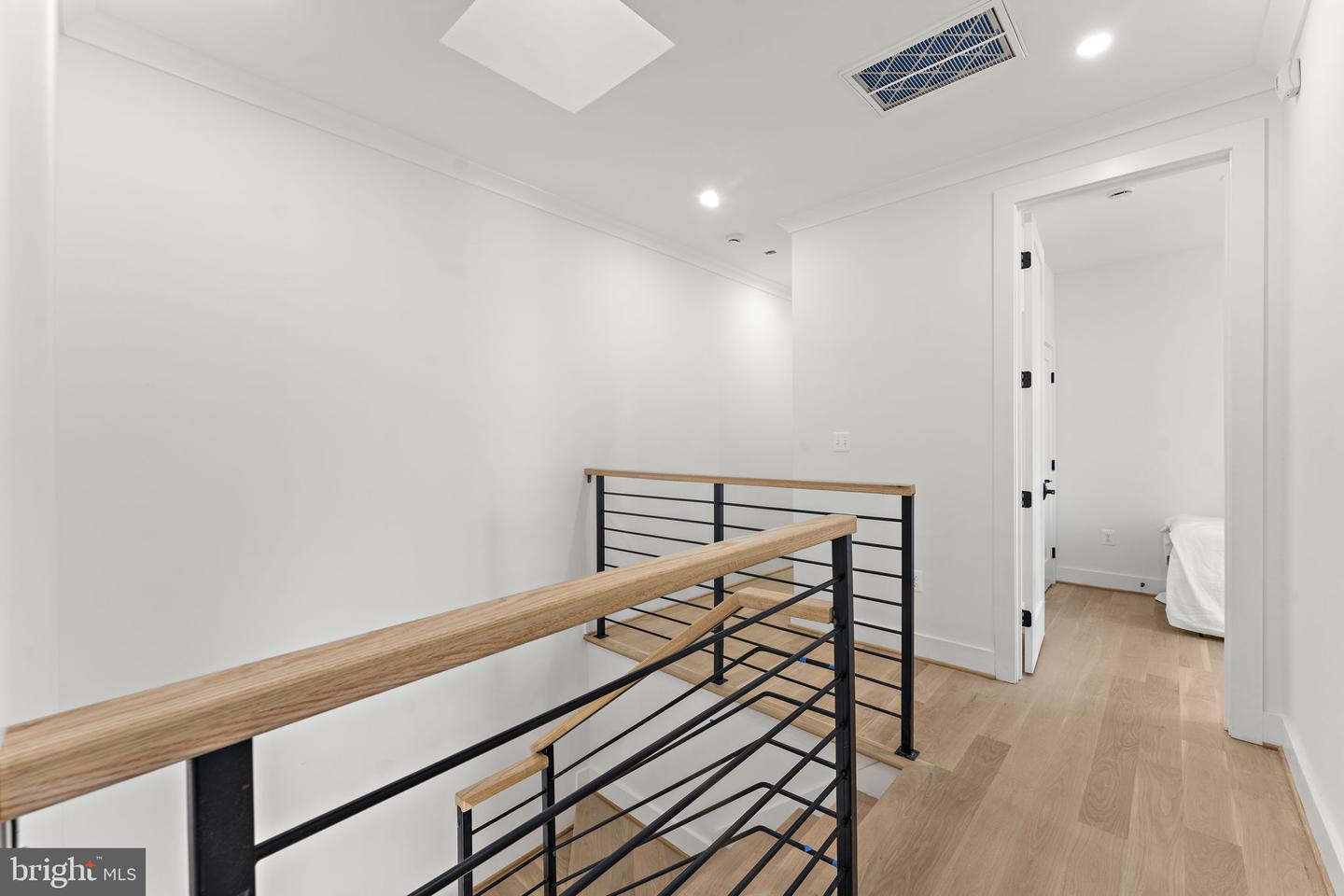 600 U ST NW, WASHINGTON, District Of Columbia 20001, 4 Bedrooms Bedrooms, ,3 BathroomsBathrooms,Residential,For sale,600 U ST NW,DCDC2244100 MLS # DCDC2244100