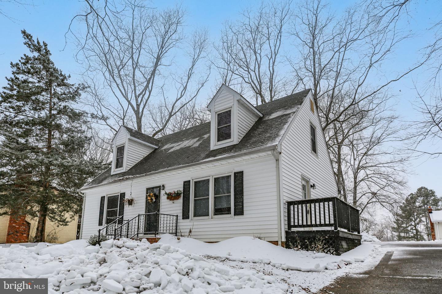 323 BURMAN LN, FREDERICKSBURG, Virginia 22407, 3 Bedrooms Bedrooms, ,2 BathroomsBathrooms,Residential,For sale,323 BURMAN LN,VASP2039006 MLS # VASP2039006