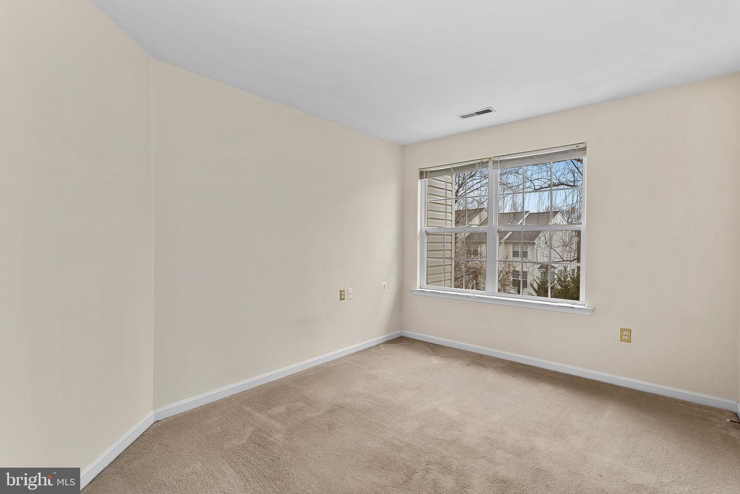 1616 CANDLEWOOD PL NE, LEESBURG, Virginia 20176, 4 Bedrooms Bedrooms, ,2 BathroomsBathrooms,Residential,For sale,1616 CANDLEWOOD PL NE,VALO2115098 MLS # VALO2115098