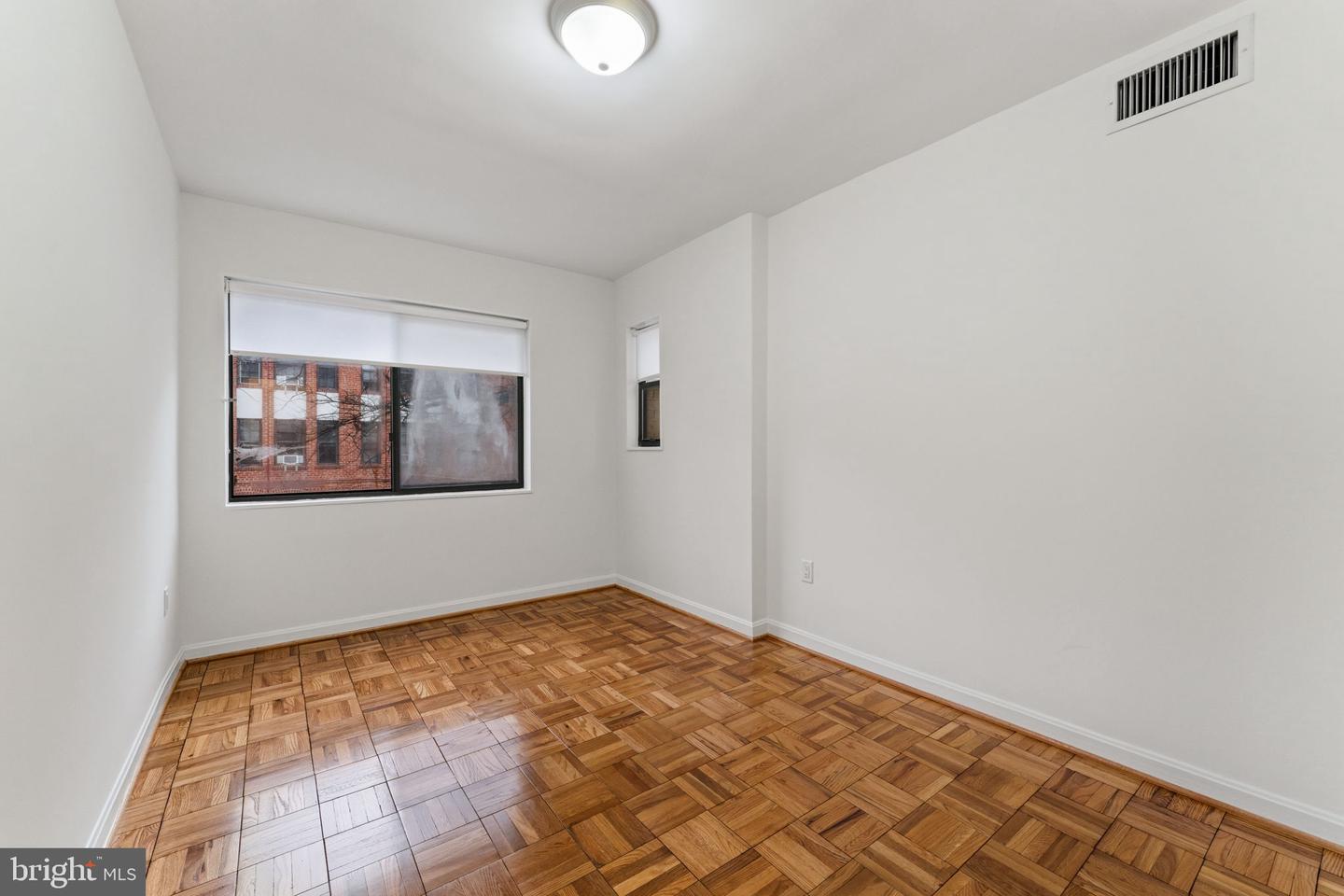 3825 DAVIS PL NW #102, WASHINGTON, District Of Columbia 20007, 2 Bedrooms Bedrooms, ,1 BathroomBathrooms,Residential,For sale,3825 DAVIS PL NW #102,DCDC2244334 MLS # DCDC2244334