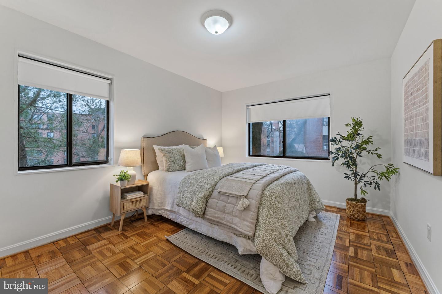 3825 DAVIS PL NW #102, WASHINGTON, District Of Columbia 20007, 2 Bedrooms Bedrooms, ,1 BathroomBathrooms,Residential,For sale,3825 DAVIS PL NW #102,DCDC2244334 MLS # DCDC2244334