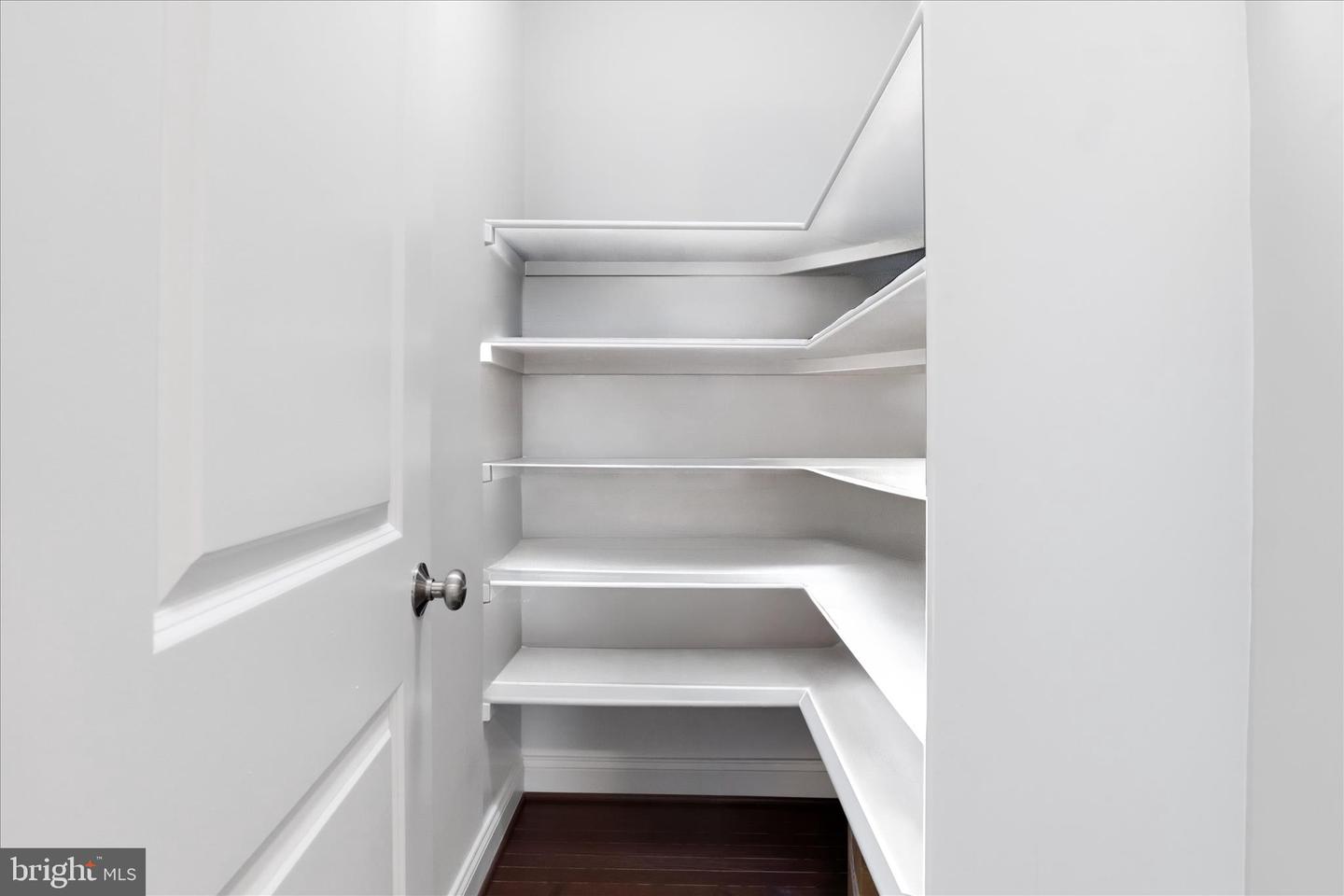 6203 CHAMPION OAK COURT CT, FALLS CHURCH, Virginia 22044, 6 Bedrooms Bedrooms, ,5 BathroomsBathrooms,Residential,For sale,6203 CHAMPION OAK COURT CT,VAFX2288786 MLS # VAFX2288786 6203 CHAMPION OAK COURT CT, FALLS CHURCH, Virginia 22044, 6 Bedrooms Bedrooms, ,5 BathroomsBathrooms,Residential,For sale,6203 CHAMPION OAK COURT CT,VAFX2288786 MLS # VAFX2288786