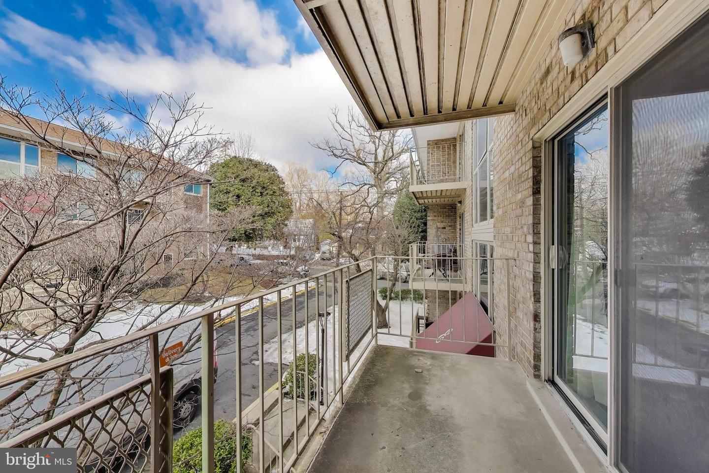 7054 EASTERN AVE NW #204, WASHINGTON, District Of Columbia 20012, 2 Bedrooms Bedrooms, 3 Rooms Rooms,1 BathroomBathrooms,Residential,For sale,7054 EASTERN AVE NW #204,DCDC2244448 MLS # DCDC2244448