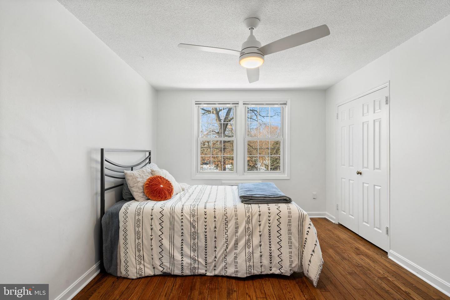 202 N GEORGE MASON DR N #202-2, ARLINGTON, Virginia 22203, 2 Bedrooms Bedrooms, ,1 BathroomBathrooms,Residential,For sale,202 N GEORGE MASON DR N #202-2,VAAR2068442 MLS # VAAR2068442