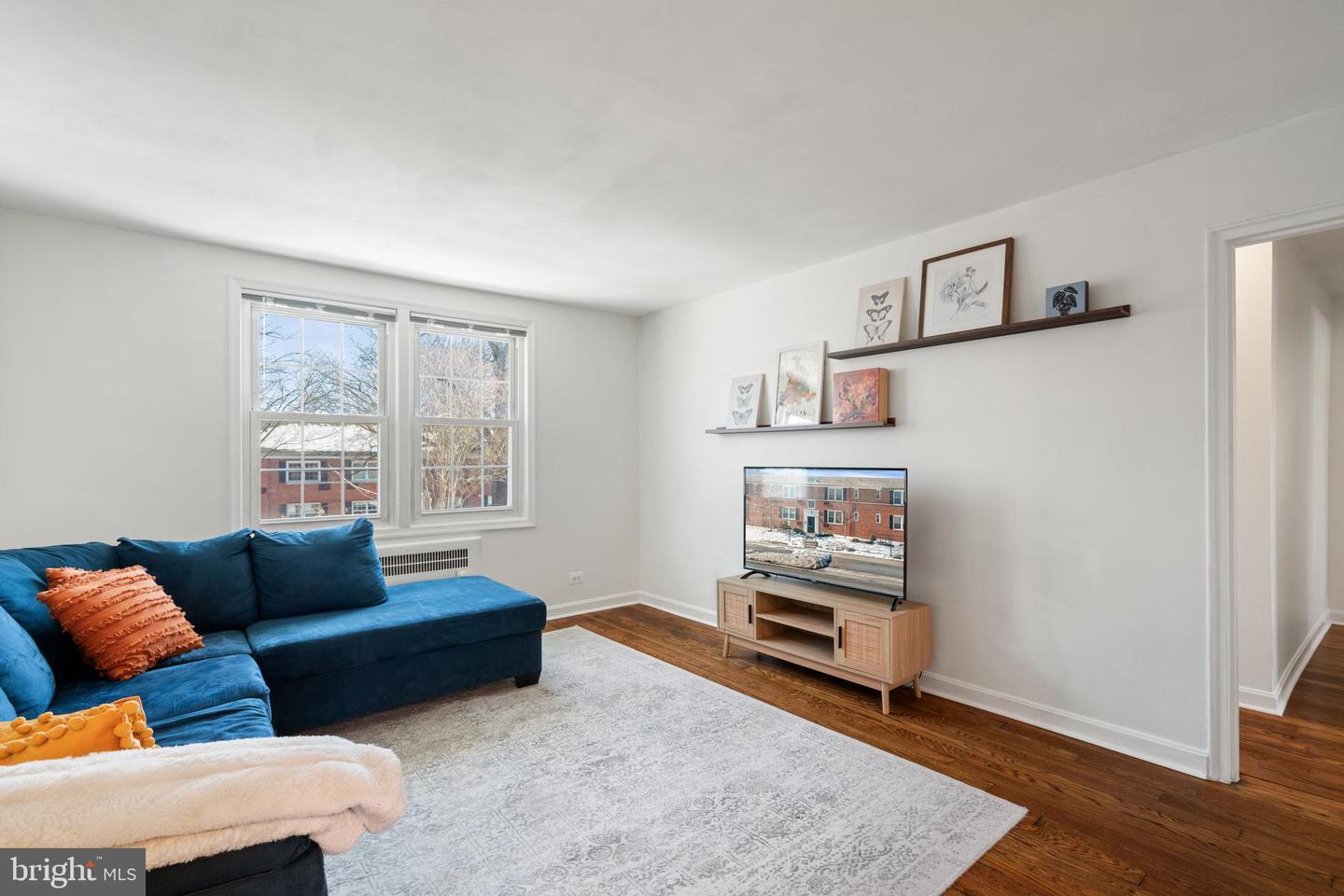 202 N GEORGE MASON DR N #202-2, ARLINGTON, Virginia 22203, 2 Bedrooms Bedrooms, ,1 BathroomBathrooms,Residential,For sale,202 N GEORGE MASON DR N #202-2,VAAR2068442 MLS # VAAR2068442