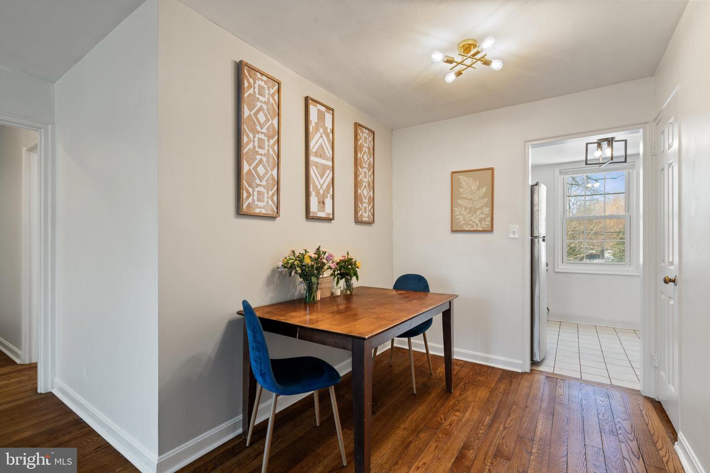 202 N GEORGE MASON DR N #202-2, ARLINGTON, Virginia 22203, 2 Bedrooms Bedrooms, ,1 BathroomBathrooms,Residential,For sale,202 N GEORGE MASON DR N #202-2,VAAR2068442 MLS # VAAR2068442