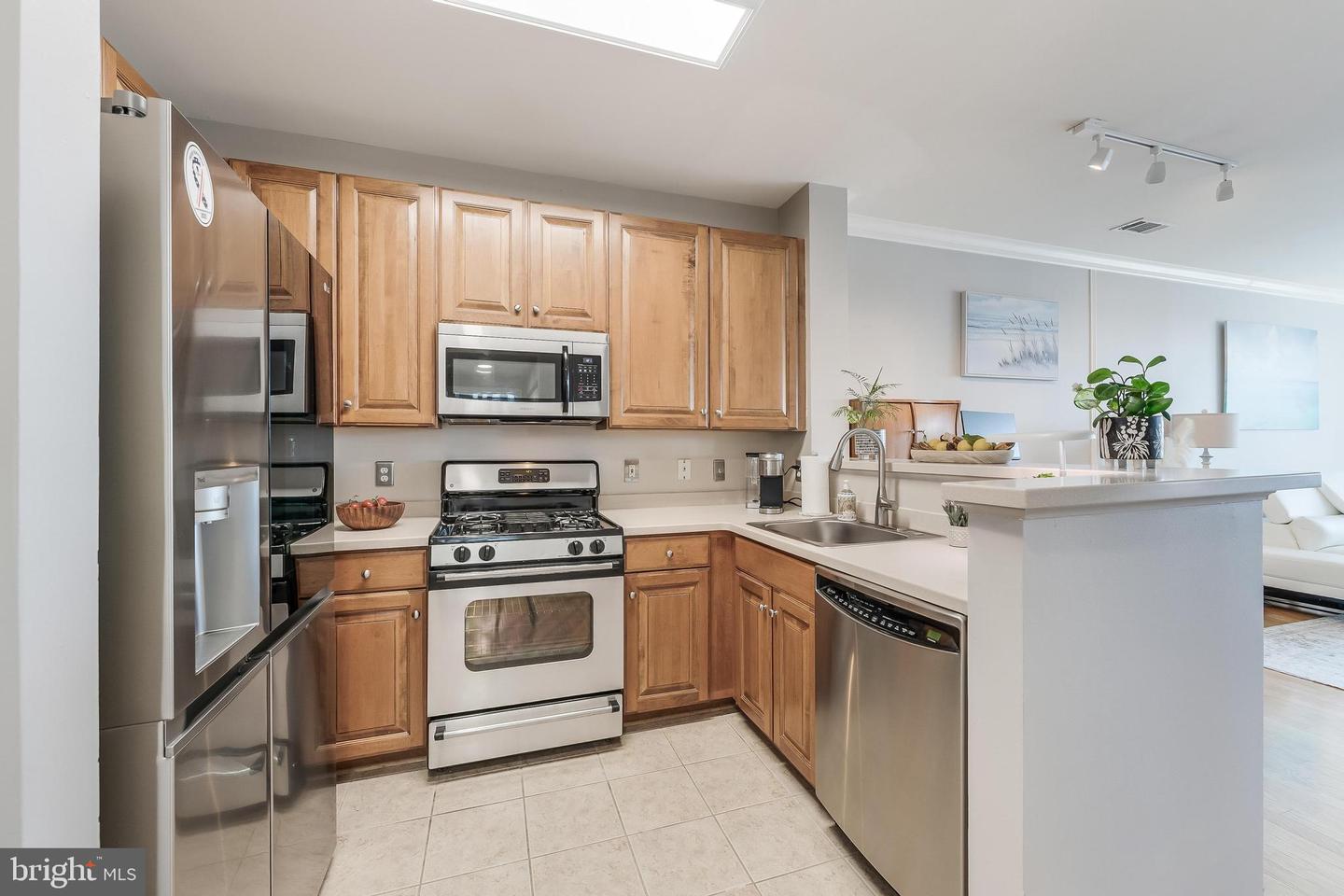 12001 MARKET ST #325, RESTON, Virginia 20190, 1 Bedroom Bedrooms, ,1 BathroomBathrooms,Residential,For sale,12001 MARKET ST #325,VAFX2289026 MLS # VAFX2289026