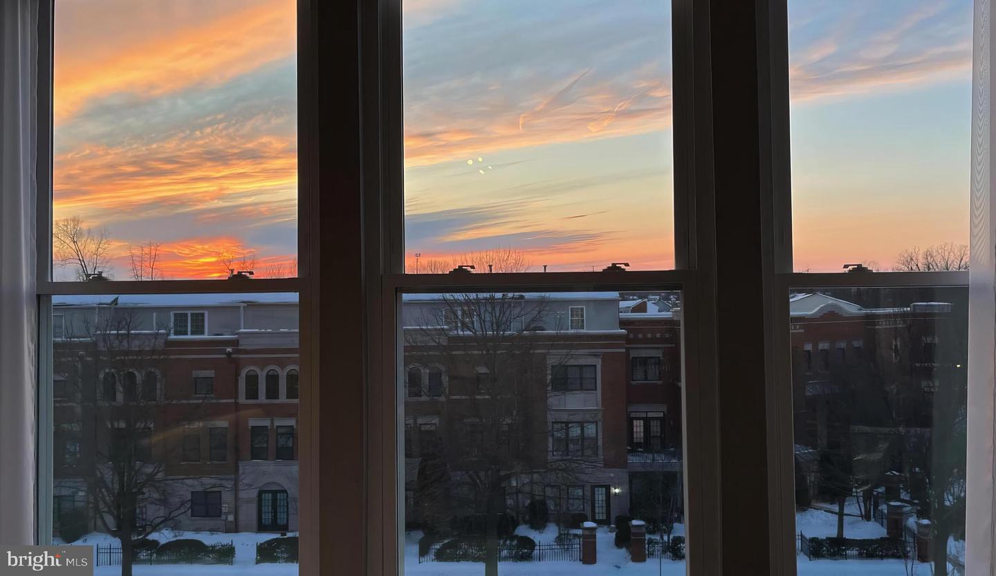 12001 MARKET ST #325, RESTON, Virginia 20190, 1 Bedroom Bedrooms, ,1 BathroomBathrooms,Residential,For sale,12001 MARKET ST #325,VAFX2289026 MLS # VAFX2289026