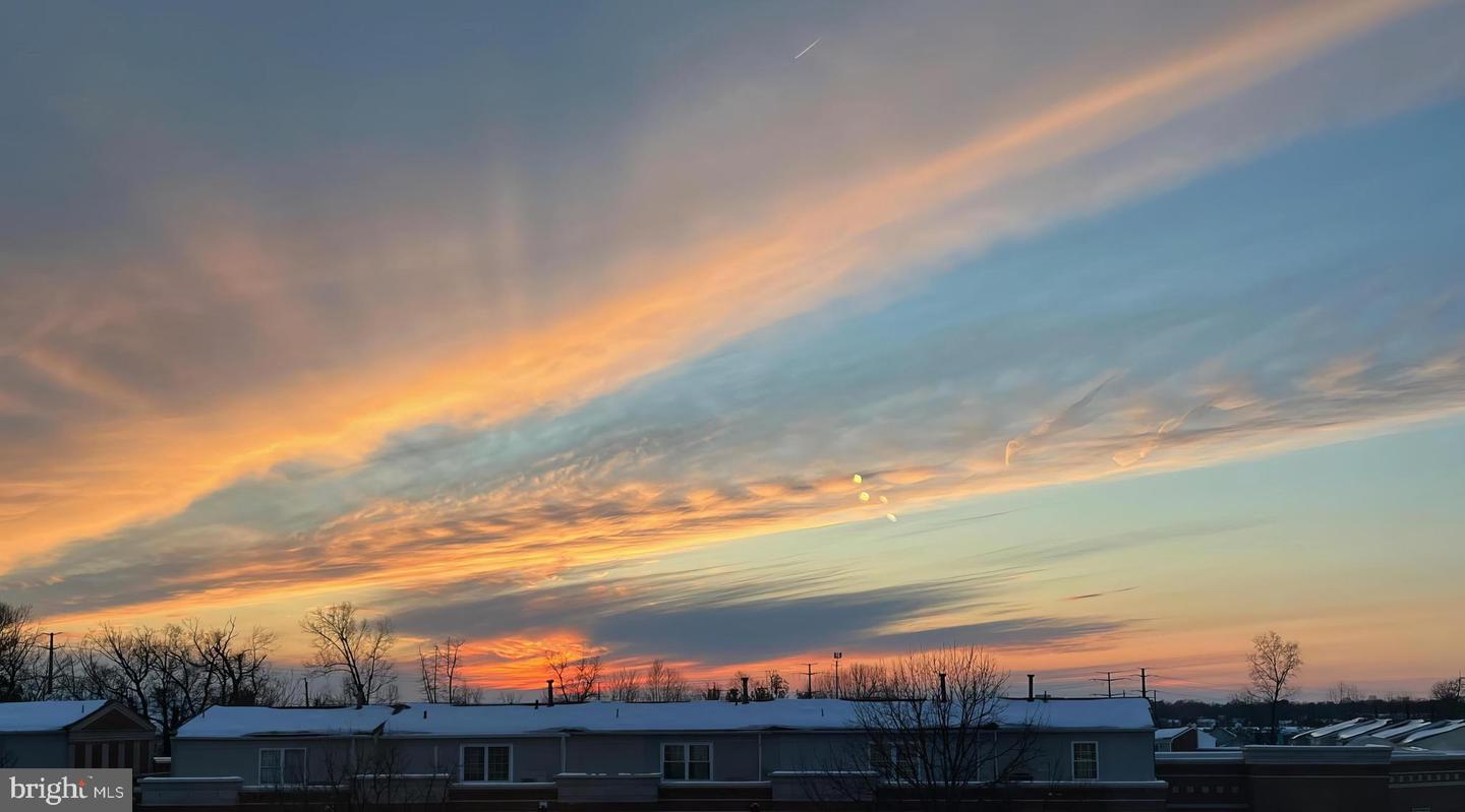 12001 MARKET ST #325, RESTON, Virginia 20190, 1 Bedroom Bedrooms, ,1 BathroomBathrooms,Residential,For sale,12001 MARKET ST #325,VAFX2289026 MLS # VAFX2289026