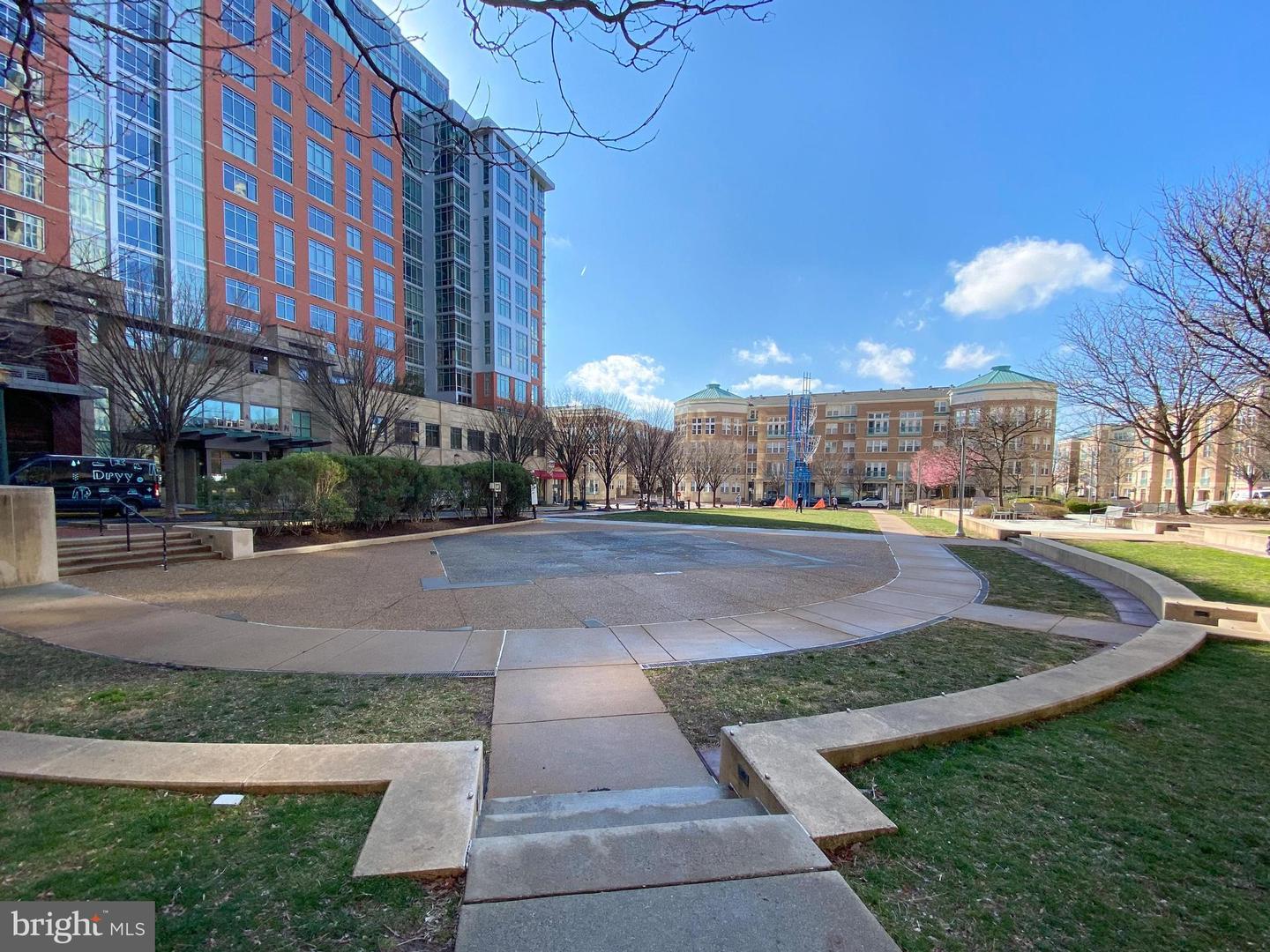 12001 MARKET ST #325, RESTON, Virginia 20190, 1 Bedroom Bedrooms, ,1 BathroomBathrooms,Residential,For sale,12001 MARKET ST #325,VAFX2289026 MLS # VAFX2289026