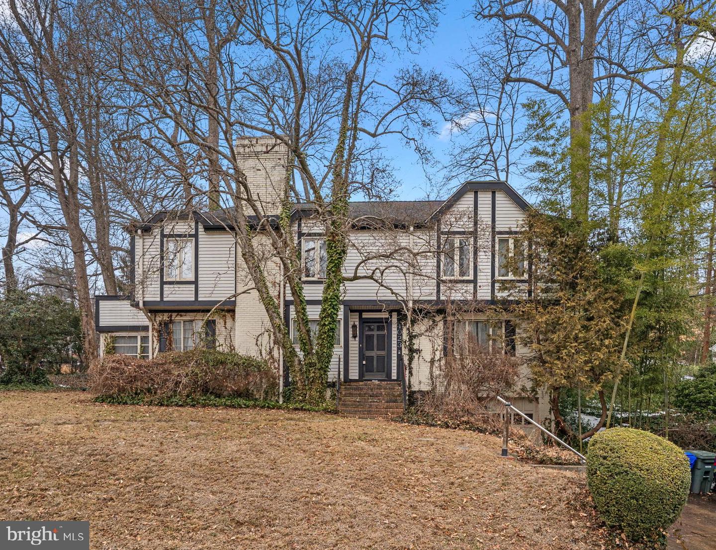 4023 30TH ST N, ARLINGTON, Virginia 22207, 6 Bedrooms Bedrooms, ,4 BathroomsBathrooms,Residential,For sale,4023 30TH ST N,VAAR2068526 MLS # VAAR2068526