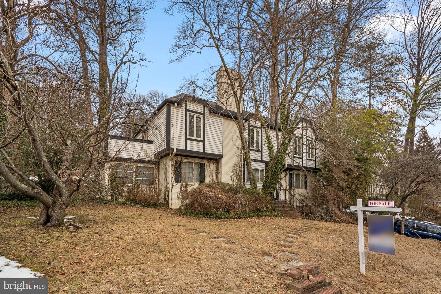 4023 30TH ST N, ARLINGTON, Virginia 22207, 6 Bedrooms Bedrooms, ,4 BathroomsBathrooms,Residential,For sale,4023 30TH ST N,VAAR2068526 MLS # VAAR2068526