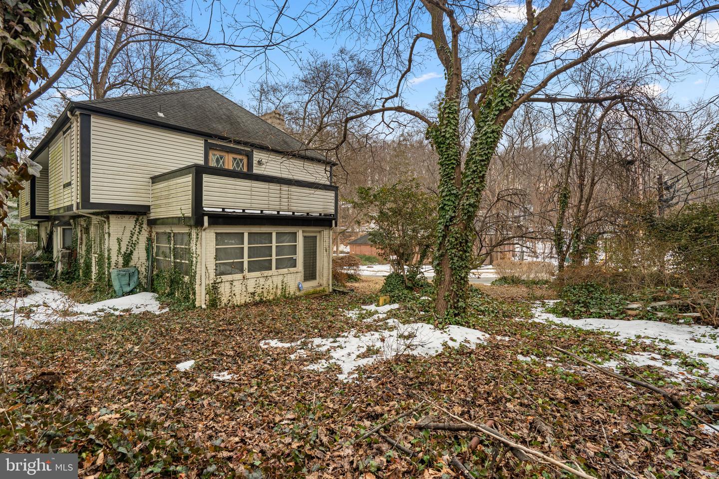 4023 30TH ST N, ARLINGTON, Virginia 22207, 6 Bedrooms Bedrooms, ,4 BathroomsBathrooms,Residential,For sale,4023 30TH ST N,VAAR2068526 MLS # VAAR2068526