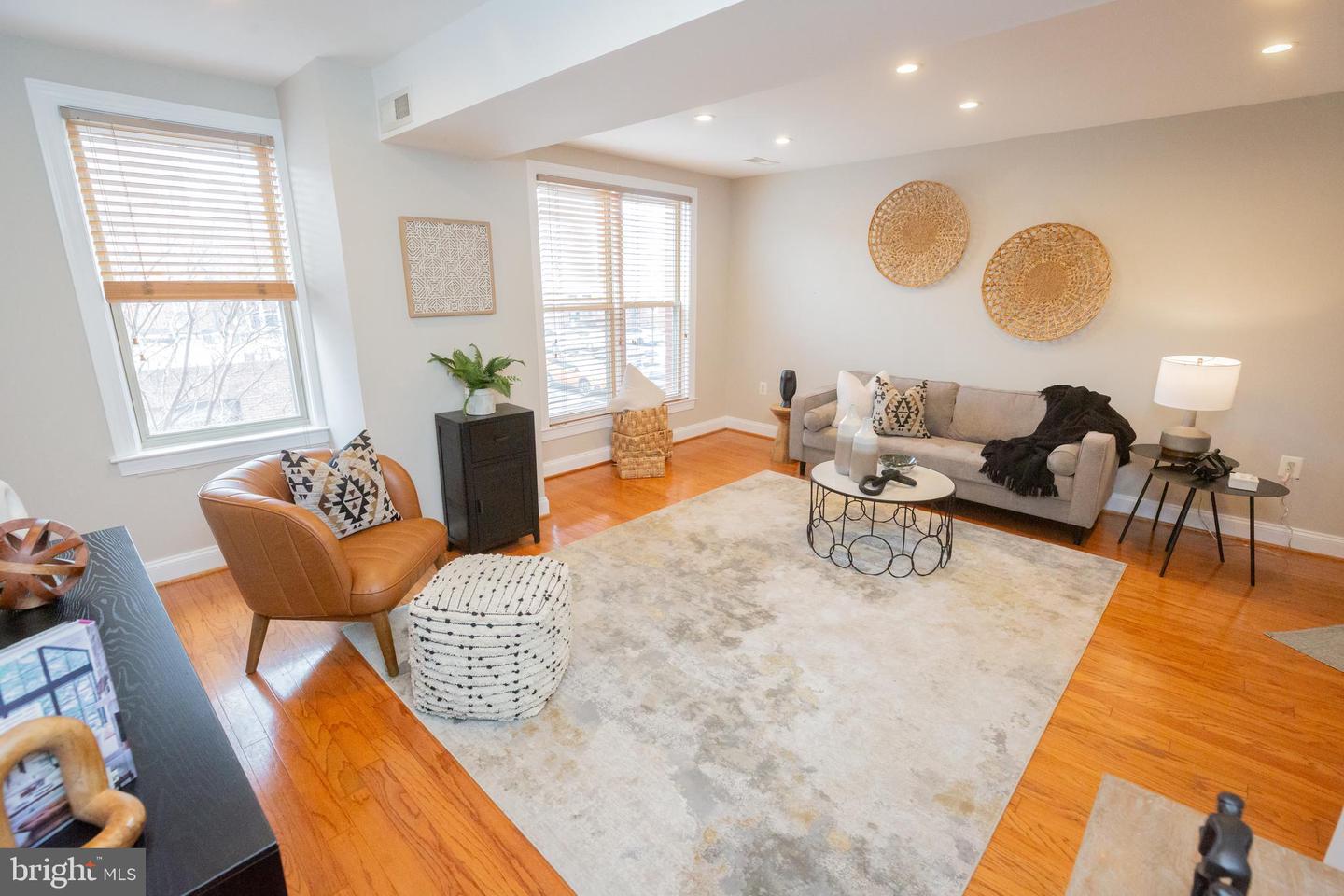 1432 EAST CAPITOL ST NE #1432, WASHINGTON, District Of Columbia 20003, 1 Bedroom Bedrooms, 5 Rooms Rooms,1 BathroomBathrooms,Residential,For sale,1432 EAST CAPITOL ST NE #1432,DCDC2244834 MLS # DCDC2244834