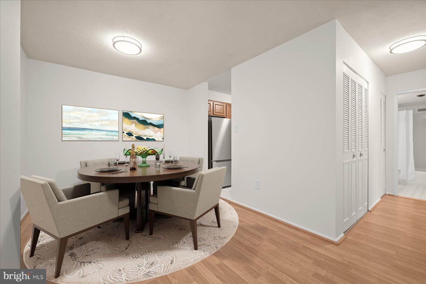 4600 S FOUR MILE RUN DR #238, ARLINGTON, Virginia 22204, 2 Bedrooms Bedrooms, ,1 BathroomBathrooms,Residential,For sale,4600 S FOUR MILE RUN DR #238,VAAR2068542 MLS # VAAR2068542