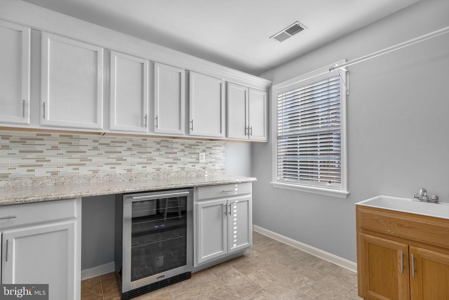 117 POLK DR, MANASSAS PARK, Virginia 20111, 5 Bedrooms Bedrooms, 13 Rooms Rooms,3 BathroomsBathrooms,Residential,For sale,117 POLK DR,VAMP2003688 MLS # VAMP2003688