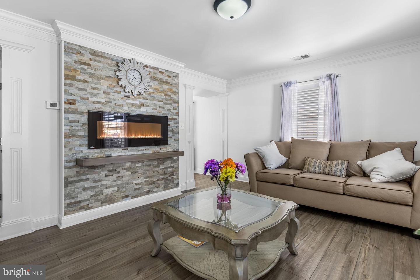 117 POLK DR, MANASSAS PARK, Virginia 20111, 5 Bedrooms Bedrooms, 13 Rooms Rooms,3 BathroomsBathrooms,Residential,For sale,117 POLK DR,VAMP2003688 MLS # VAMP2003688