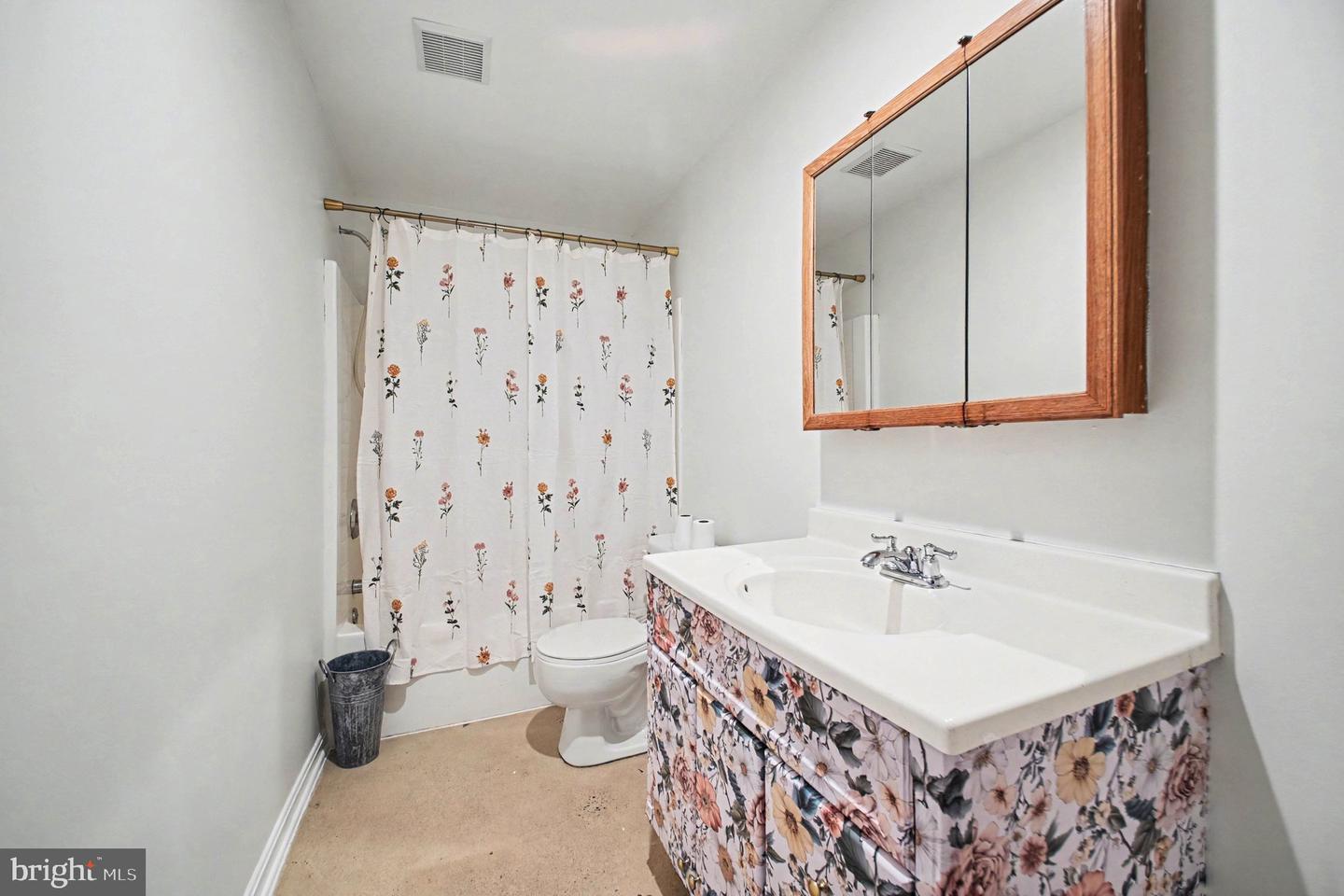 62 CHADWICK DR, STAFFORD, Virginia 22556, 4 Bedrooms Bedrooms, ,3 BathroomsBathrooms,Residential,For sale,62 CHADWICK DR,VAST2045834 MLS # VAST2045834