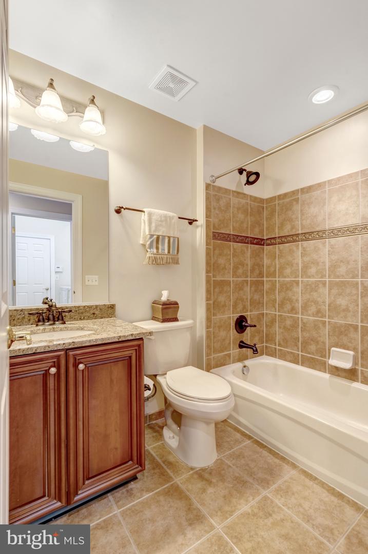 5112 FALDO DR, HAYMARKET, Virginia 20169, 3 Bedrooms Bedrooms, ,3 BathroomsBathrooms,Residential,For sale,5112 FALDO DR,VAPW2111976 MLS # VAPW2111976