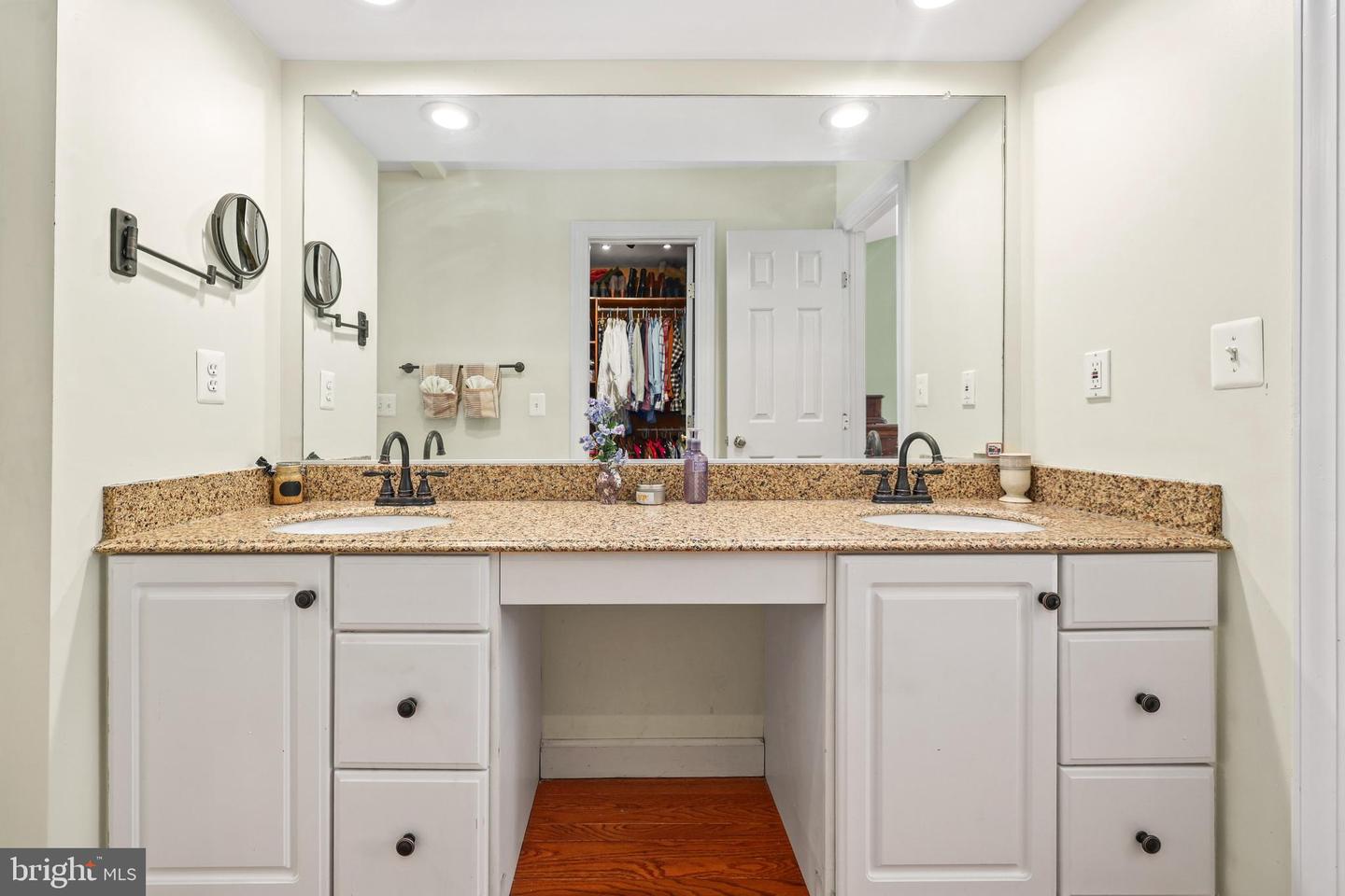 20803 BLOSSOM LANDING WAY, STERLING, Virginia 20165, 4 Bedrooms Bedrooms, ,3 BathroomsBathrooms,Residential,For sale,20803 BLOSSOM LANDING WAY,VALO2115366 MLS # VALO2115366