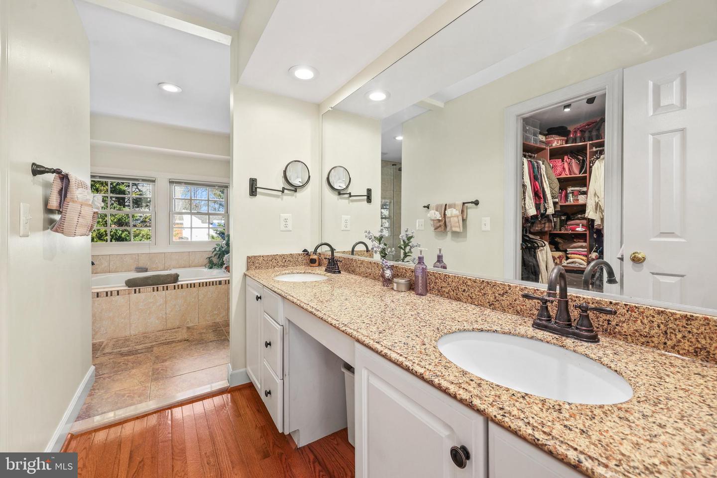 20803 BLOSSOM LANDING WAY, STERLING, Virginia 20165, 4 Bedrooms Bedrooms, ,3 BathroomsBathrooms,Residential,For sale,20803 BLOSSOM LANDING WAY,VALO2115366 MLS # VALO2115366