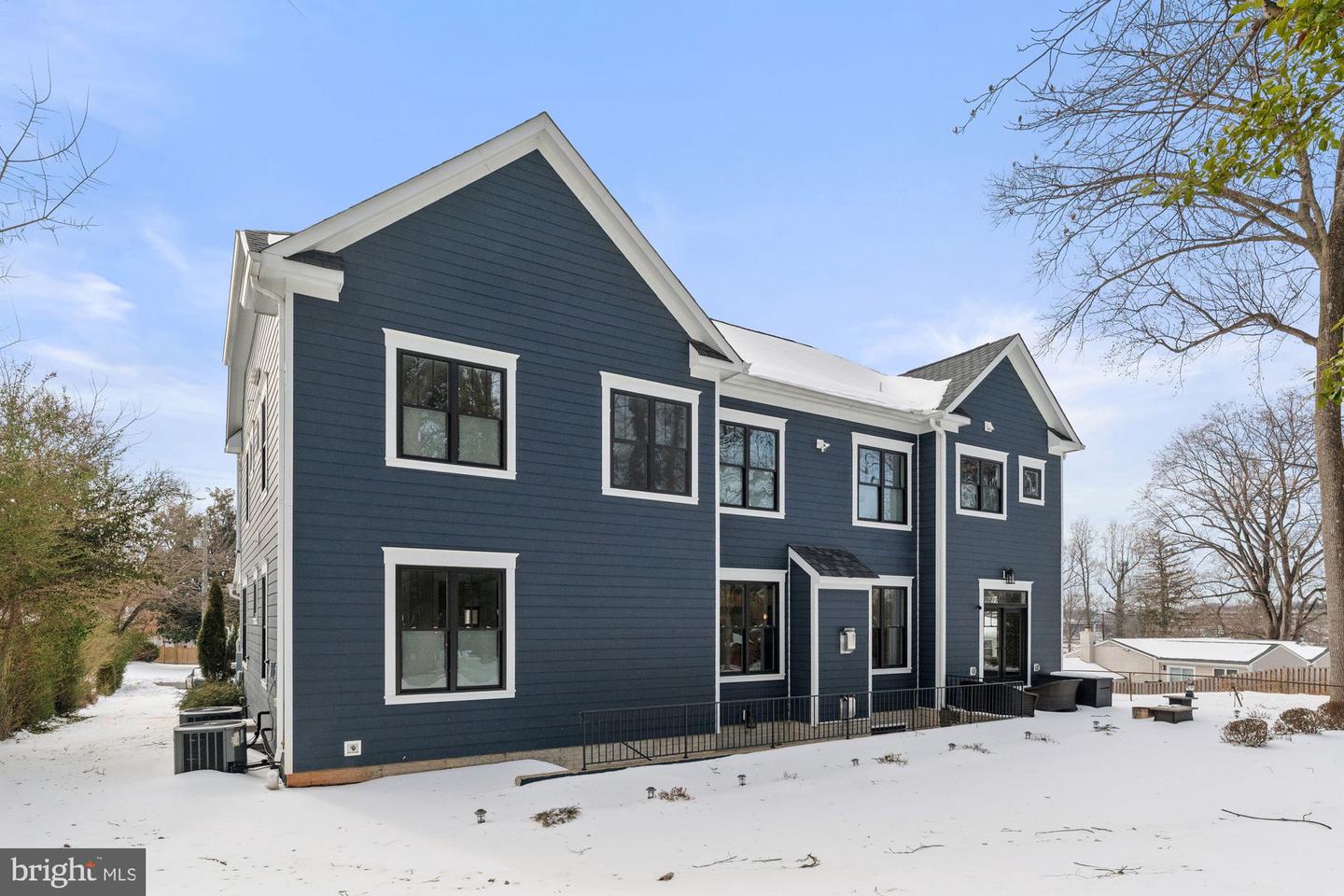 9222 BRIAN DR, VIENNA, Virginia 22180, 7 Bedrooms Bedrooms, ,6 BathroomsBathrooms,Residential,For sale,9222 BRIAN DR,VAFX2289492 MLS # VAFX2289492