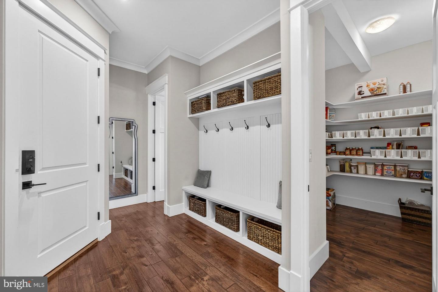 9222 BRIAN DR, VIENNA, Virginia 22180, 7 Bedrooms Bedrooms, ,6 BathroomsBathrooms,Residential,For sale,9222 BRIAN DR,VAFX2289492 MLS # VAFX2289492