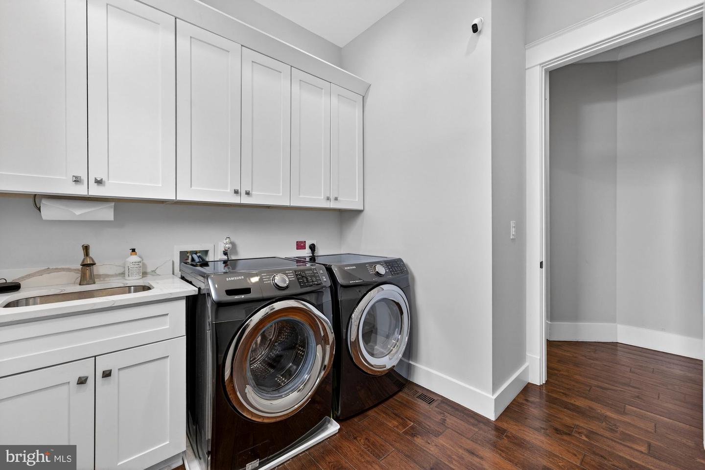 9222 BRIAN DR, VIENNA, Virginia 22180, 7 Bedrooms Bedrooms, ,6 BathroomsBathrooms,Residential,For sale,9222 BRIAN DR,VAFX2289492 MLS # VAFX2289492