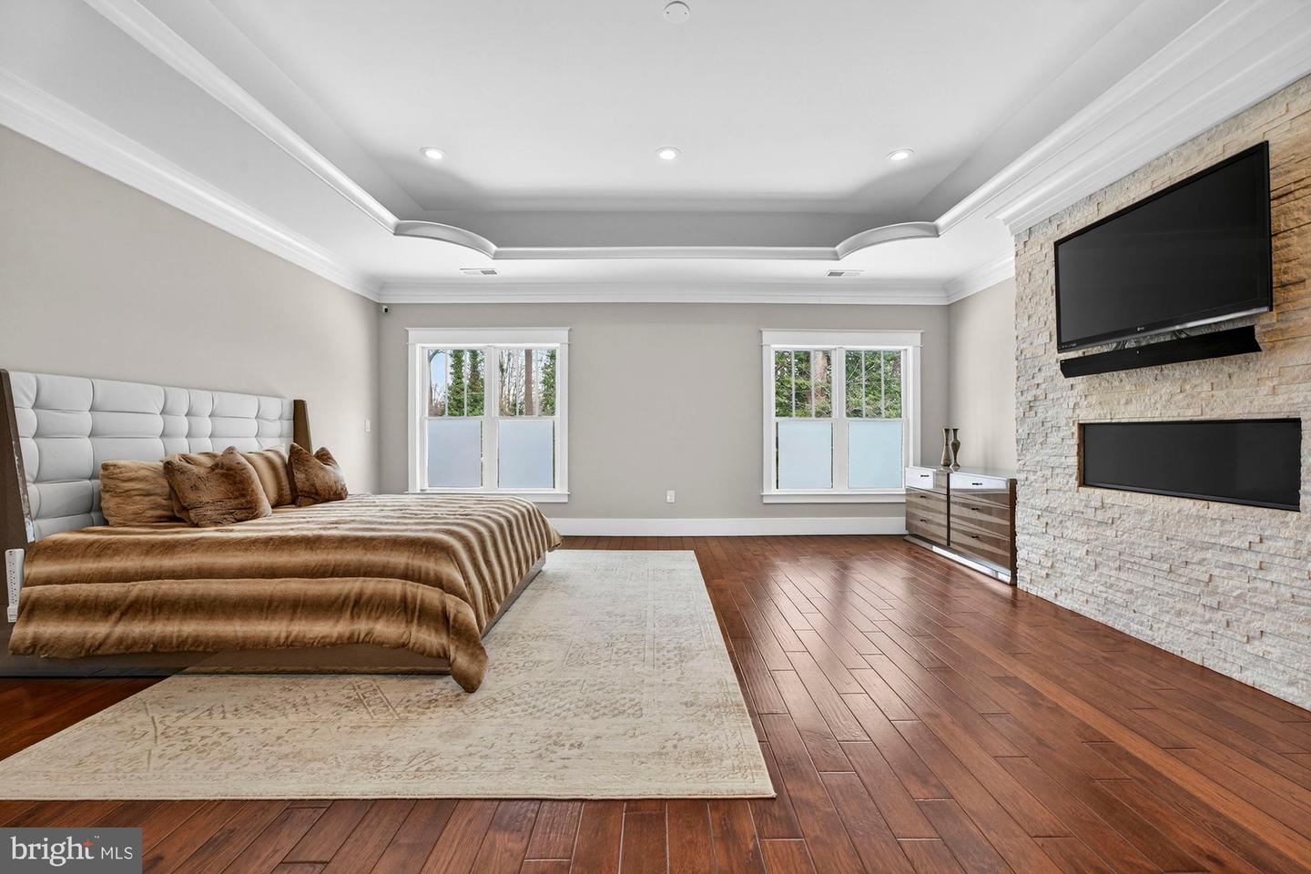 9222 BRIAN DR, VIENNA, Virginia 22180, 7 Bedrooms Bedrooms, ,6 BathroomsBathrooms,Residential,For sale,9222 BRIAN DR,VAFX2289492 MLS # VAFX2289492