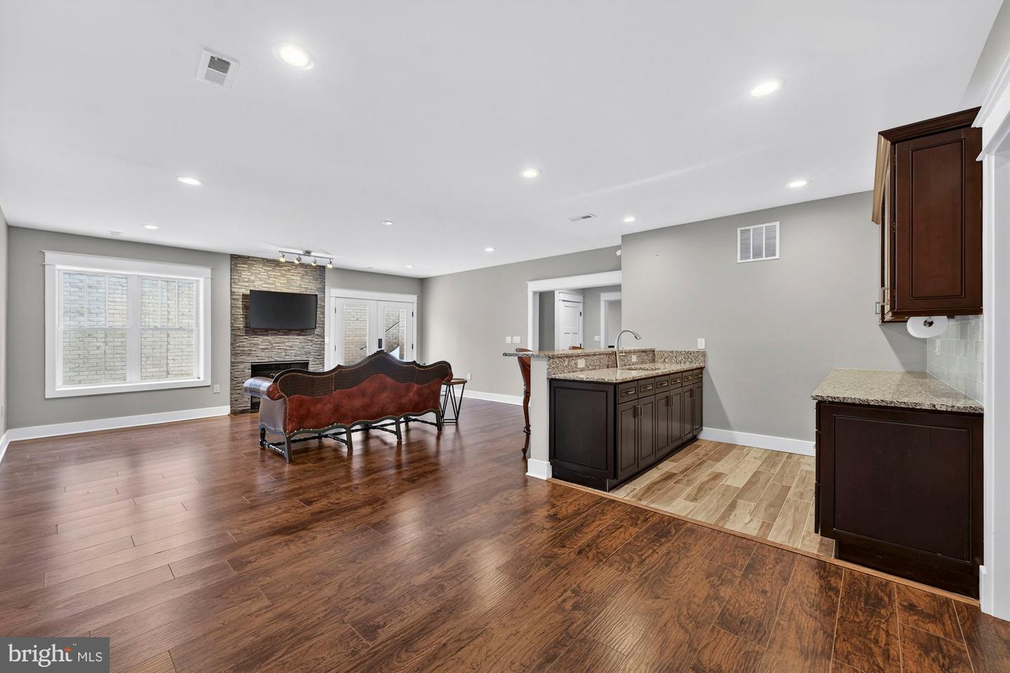 9222 BRIAN DR, VIENNA, Virginia 22180, 7 Bedrooms Bedrooms, ,6 BathroomsBathrooms,Residential,For sale,9222 BRIAN DR,VAFX2289492 MLS # VAFX2289492