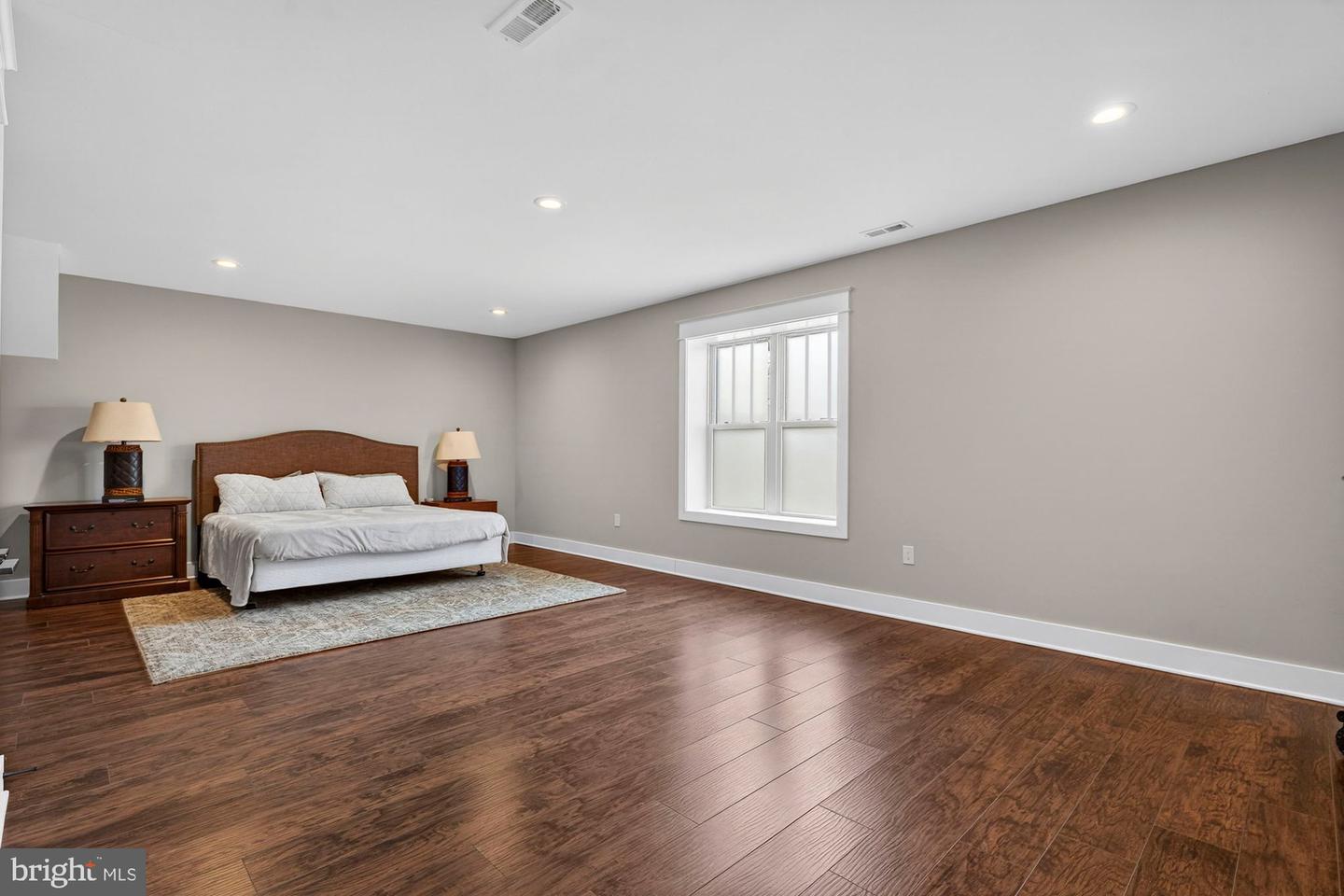 9222 BRIAN DR, VIENNA, Virginia 22180, 7 Bedrooms Bedrooms, ,6 BathroomsBathrooms,Residential,For sale,9222 BRIAN DR,VAFX2289492 MLS # VAFX2289492