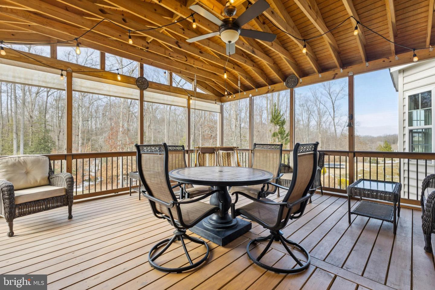 9940 SUMMERWOOD DR, MANASSAS, Virginia 20111, 4 Bedrooms Bedrooms, ,3 BathroomsBathrooms,Residential,For sale,9940 SUMMERWOOD DR,VAPW2112026 MLS # VAPW2112026