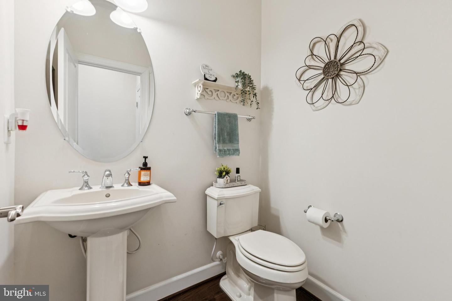 9940 SUMMERWOOD DR, MANASSAS, Virginia 20111, 4 Bedrooms Bedrooms, ,3 BathroomsBathrooms,Residential,For sale,9940 SUMMERWOOD DR,VAPW2112026 MLS # VAPW2112026