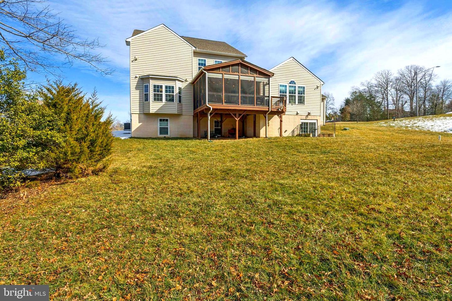 9940 SUMMERWOOD DR, MANASSAS, Virginia 20111, 4 Bedrooms Bedrooms, ,3 BathroomsBathrooms,Residential,For sale,9940 SUMMERWOOD DR,VAPW2112026 MLS # VAPW2112026