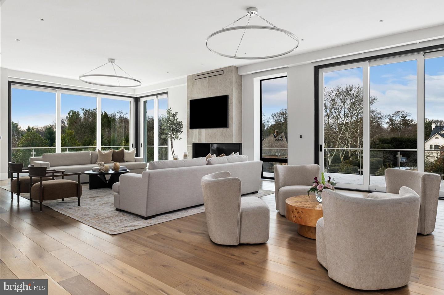 1306 BALLANTRAE CT, MCLEAN, Virginia 22101, 6 Bedrooms Bedrooms, 26 Rooms Rooms,8 BathroomsBathrooms,Residential,For sale,1306 BALLANTRAE CT,VAFX2289520 MLS # VAFX2289520