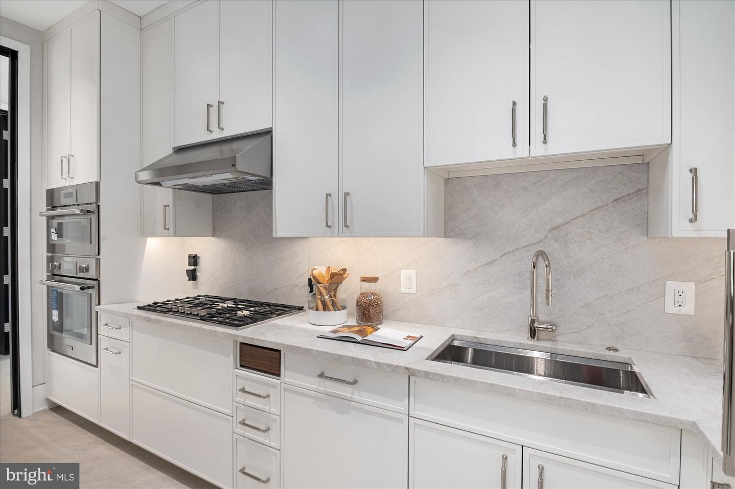 1306 BALLANTRAE CT, MCLEAN, Virginia 22101, 6 Bedrooms Bedrooms, 26 Rooms Rooms,8 BathroomsBathrooms,Residential,For sale,1306 BALLANTRAE CT,VAFX2289520 MLS # VAFX2289520