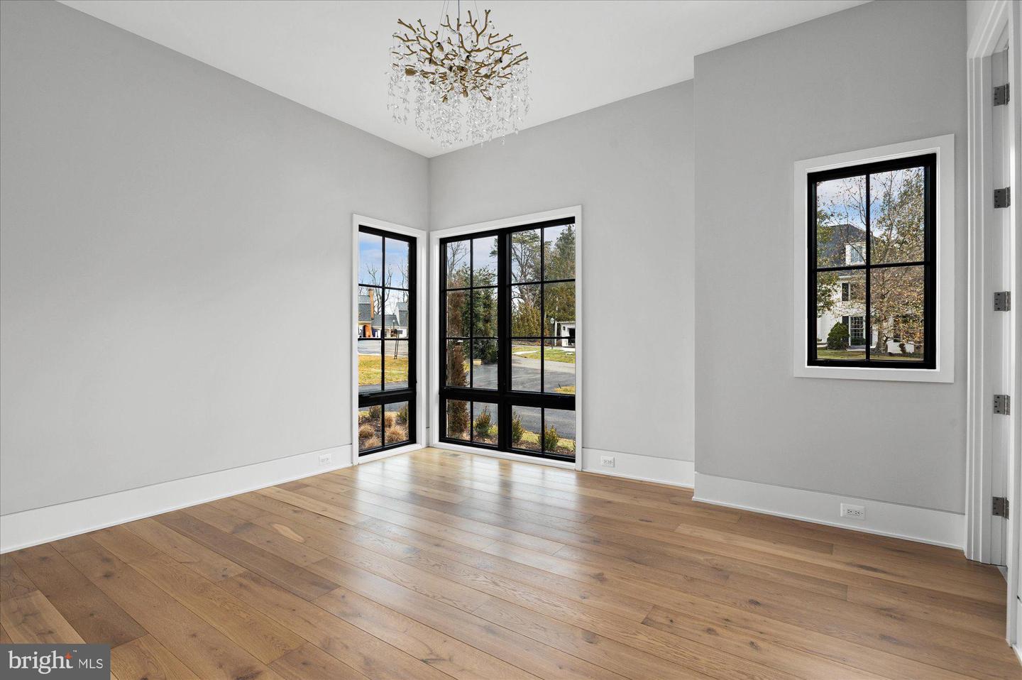 1306 BALLANTRAE CT, MCLEAN, Virginia 22101, 6 Bedrooms Bedrooms, 26 Rooms Rooms,8 BathroomsBathrooms,Residential,For sale,1306 BALLANTRAE CT,VAFX2289520 MLS # VAFX2289520