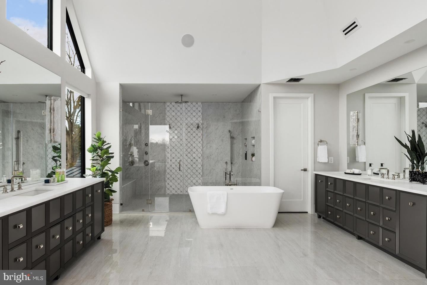 1306 BALLANTRAE CT, MCLEAN, Virginia 22101, 6 Bedrooms Bedrooms, 26 Rooms Rooms,8 BathroomsBathrooms,Residential,For sale,1306 BALLANTRAE CT,VAFX2289520 MLS # VAFX2289520