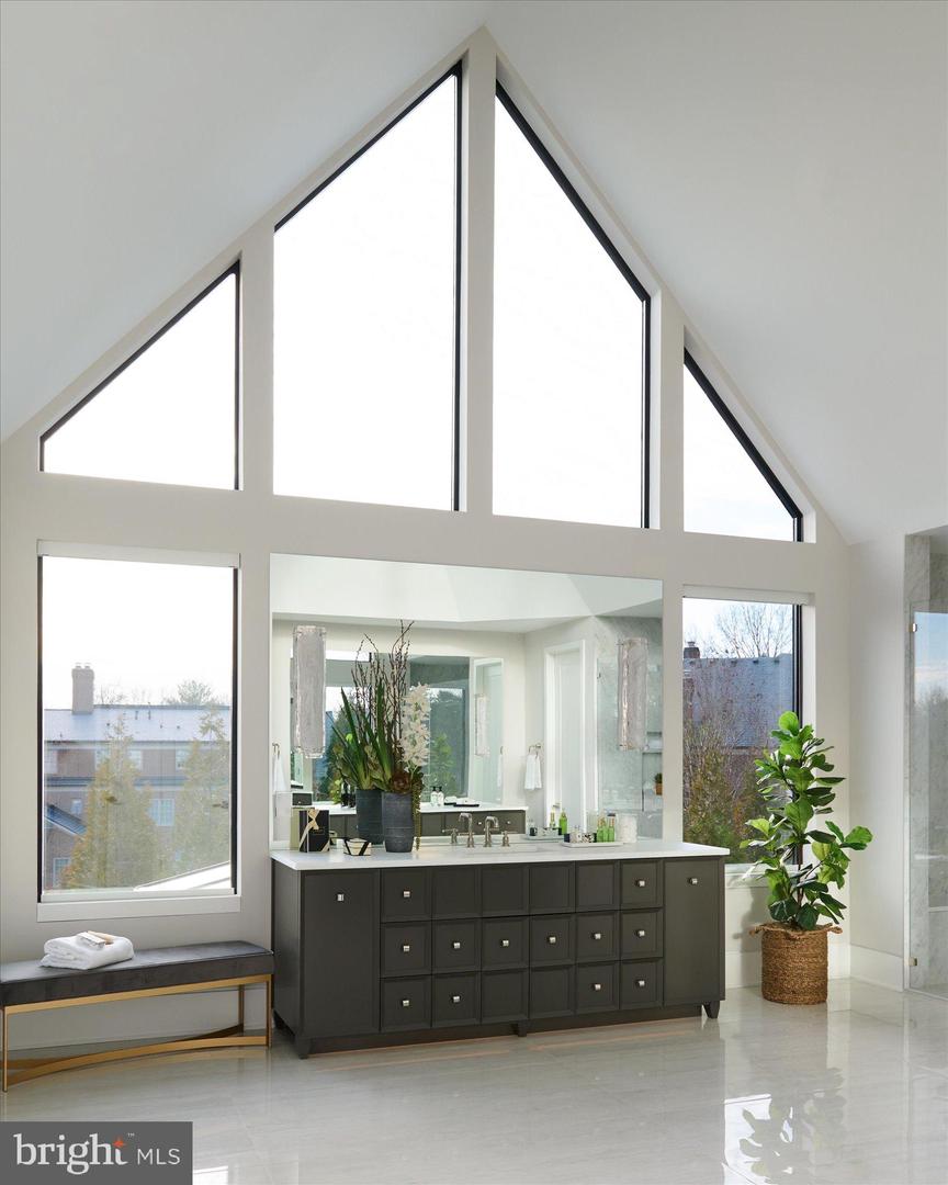 1306 BALLANTRAE CT, MCLEAN, Virginia 22101, 6 Bedrooms Bedrooms, 26 Rooms Rooms,8 BathroomsBathrooms,Residential,For sale,1306 BALLANTRAE CT,VAFX2289520 MLS # VAFX2289520